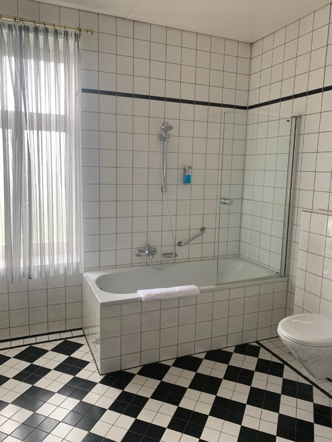 מאינינגן Hotel Saechsischer Hof מראה חיצוני תמונה