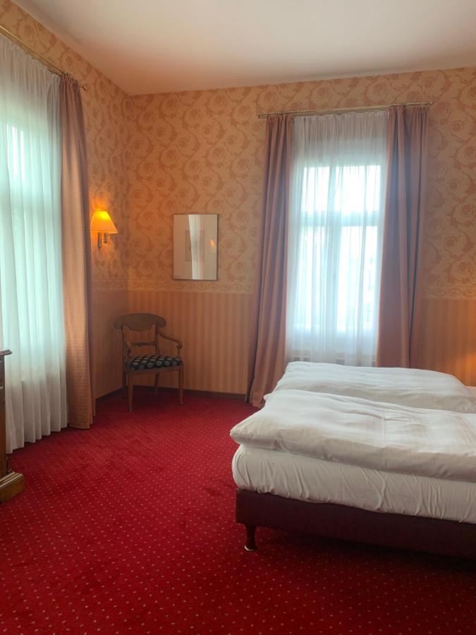 מאינינגן Hotel Saechsischer Hof מראה חיצוני תמונה